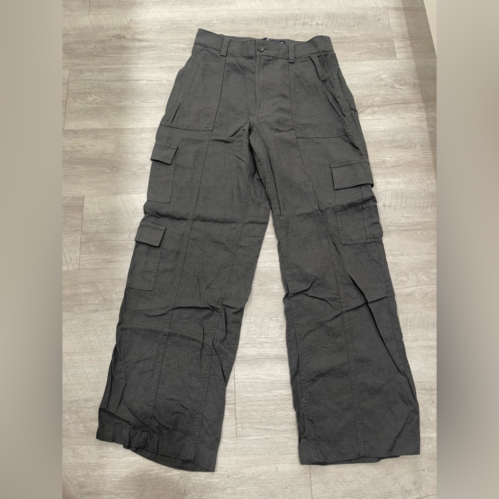 Hollister Grey Linen Blend Cargo Pants size Medium